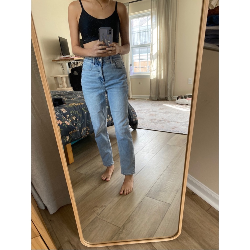 American Eagle Sketch Mom Straight Jeans